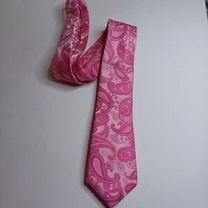 SUSAN G KOMEN TIE